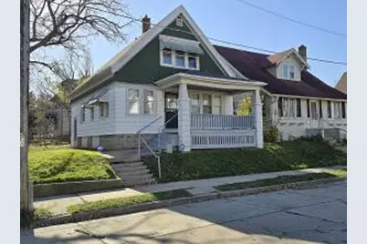 1215 W Hadley St, Milwaukee, WI 53206 - Photo 1