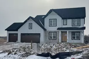 W221N4524 Timber Ct, Pewaukee, WI 53072 - Photo 1