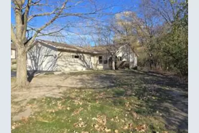 6512 S Parkedge Cir, Franklin, WI 53132 - Photo 1