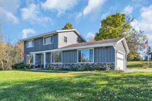 W243S7330 Greenbriar Dr, Vernon, WI 53189 - Photo 1