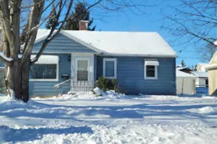 2205 Vanburen St, New Holstein, WI 53061 - Photo 1