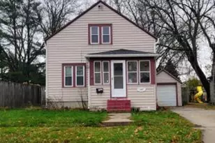 1407 Dakota St, Watertown, WI 53094 - Photo 1