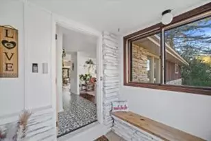 3105 W Valanna Ct, Glendale, WI 53209 - Photo 1