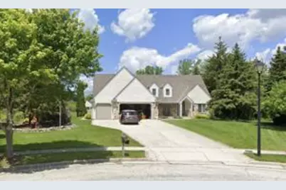 351  Streamside Ct, Grafton, WI 53024 - Photo 1