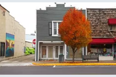 140  Broad St, Lake Geneva, WI 53147 - Photo 1