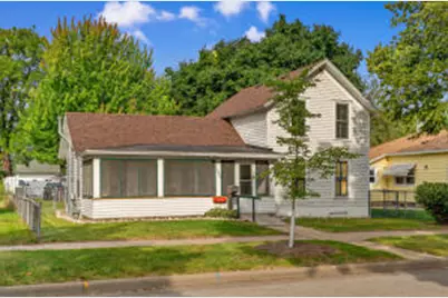 1633  Liberty St, La Crosse, WI 54603 - Photo 1