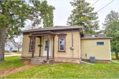 401 S Montgomery St, Watertown, WI 53094 - Photo 1