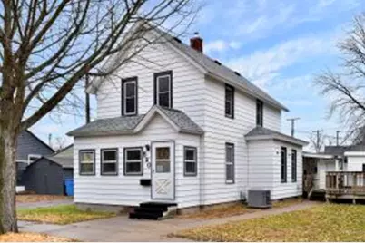 520  Hamilton St, Winona, MN 55987 - Photo 1