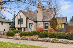 2707 Main St, La Crosse, WI 54601 - Photo 1