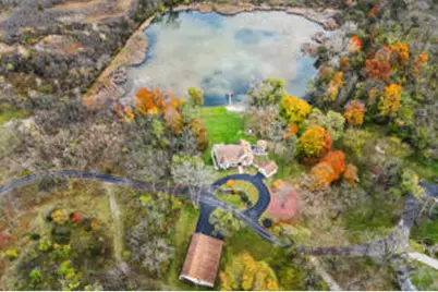 S87W29868  Leppin Ct, Mukwonago, WI 53149 - Photo 1