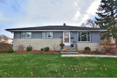 W178N8846  Queensway St, Menomonee Falls, WI 53051 - Photo 1