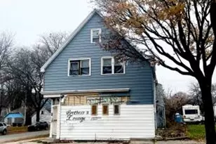 3251 N 8th St, Milwaukee, WI 53206 - Photo 1