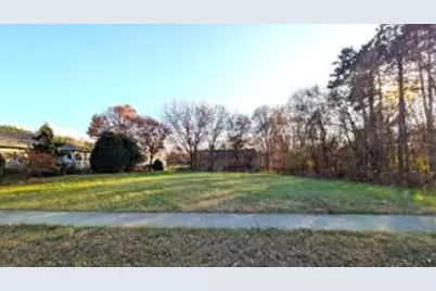 906  Jackpine Dr, Holmen, WI 54636 - Photo 1