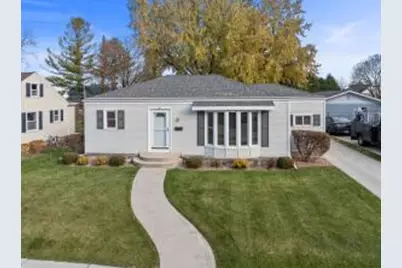 311  Park St, Plymouth, WI 53073 - Photo 1