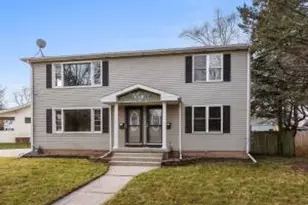 1101 Nagle Ave, Manitowoc, WI 54220 - Photo 1