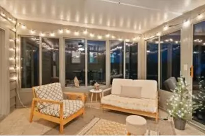 W282N6654  Meadowlark Ln, Merton, WI 53029 - Photo 1