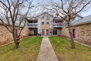 180 W Oak Leaf Dr, Oak Creek, WI 53154 - Photo 1