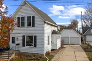 507 N Catalpa St, Port Washington, WI 53074 - Photo 1