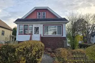 7749 W Rogers St, West Allis, WI 53219 - Photo 1