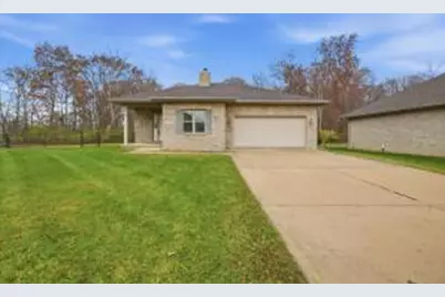 528  Grey Fox Run, Watertown, WI 53094 - Photo 1