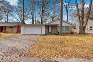 1316 N 23rd St, Manitowoc, WI 54220 - Photo 1