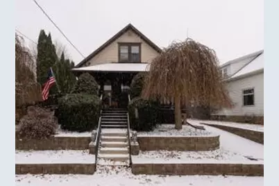 1030 S 21st St, Manitowoc, WI 54220 - Photo 1