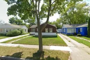 2245 W Rohr Ave, Milwaukee, WI 53209 - Photo 1