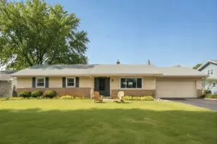 1213 W Glen River Rd, Glendale, WI 53217 - Photo 1
