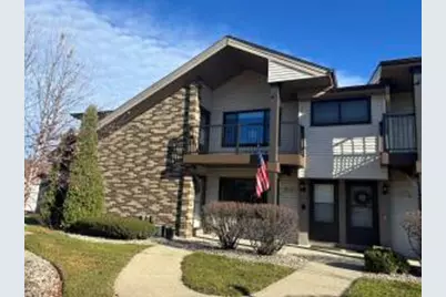 W176N9746  Riversbend Cir, Germantown, WI 53022 - Photo 1