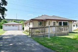 5325 W Allerton Ave, Greenfield, WI 53220 - Photo 1