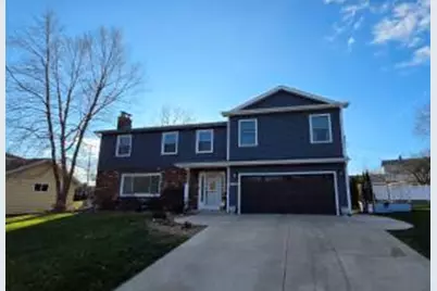 1424  Hickory Way, Racine, WI 53405 - Photo 1