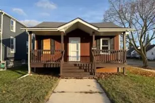 1602 76th St, Kenosha, WI 53143 - Photo 1