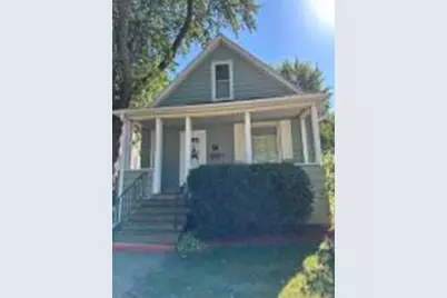 913  69th St, Kenosha, WI 53143 - Photo 1