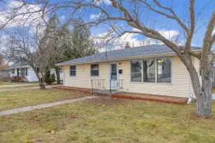 1702 N 26th St, Sheboygan, WI 53081 - Photo 1