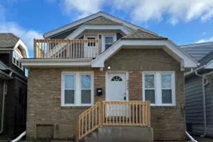 4554 N 37th St, Milwaukee, WI 53209 - Photo 1