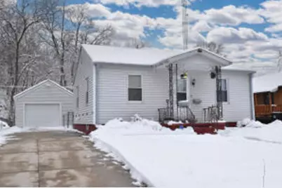 2843  Eisenhower Dr, Racine, WI 53405 - Photo 1