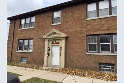 1100  Valley Dr, Racine, WI 53403 - Photo 1