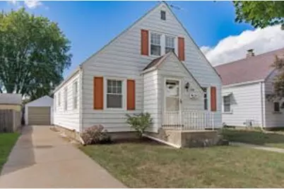 7208  33rd Ave, Kenosha, WI 53142 - Photo 1