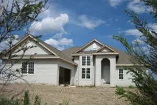 680 Hillside Ln, Cedarburg, WI 53012 - Photo 1