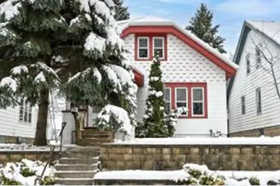 2824 S Lenox St, Milwaukee, WI 53207 - Photo 1