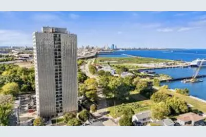 2525 S Shore Dr, Milwaukee, WI 53207 - Photo 1
