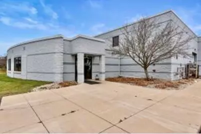 W223N609  Saratoga Dr, Pewaukee, WI 53186 - Photo 1