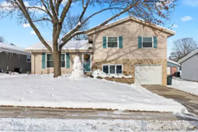 2008  Lenora Dr, West Bend, WI 53090 - Photo 1