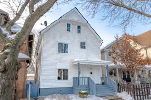 1321 S 22nd St, Milwaukee, WI 53204 - Photo 1