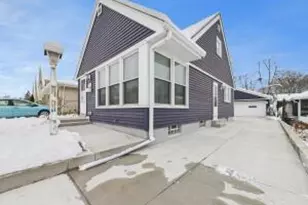 824 S 92nd St, West Allis, WI 53214 - Photo 1