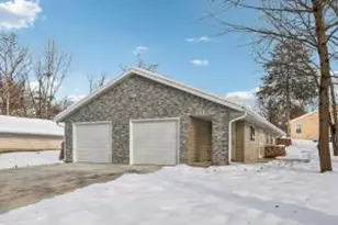8128 Truman Ct, Burlington, WI 53105 - Photo 1