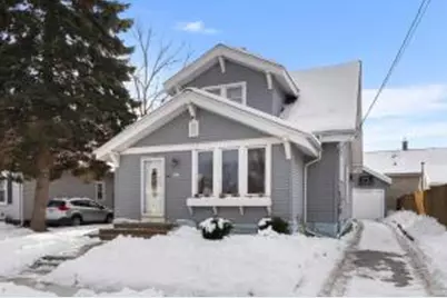 1617  Madison St, Manitowoc, WI 54220 - Photo 1