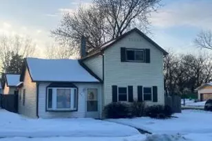 221 6th Ave, Onalaska, WI 54650 - Photo 1