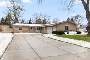 5375 S Allenwood Ln, Hales Corners, WI 53130 - Photo 1