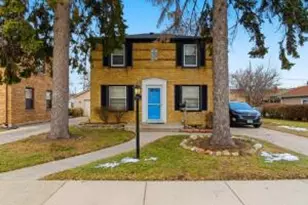 2420 Dwight St, Racine, WI 53403 - Photo 1